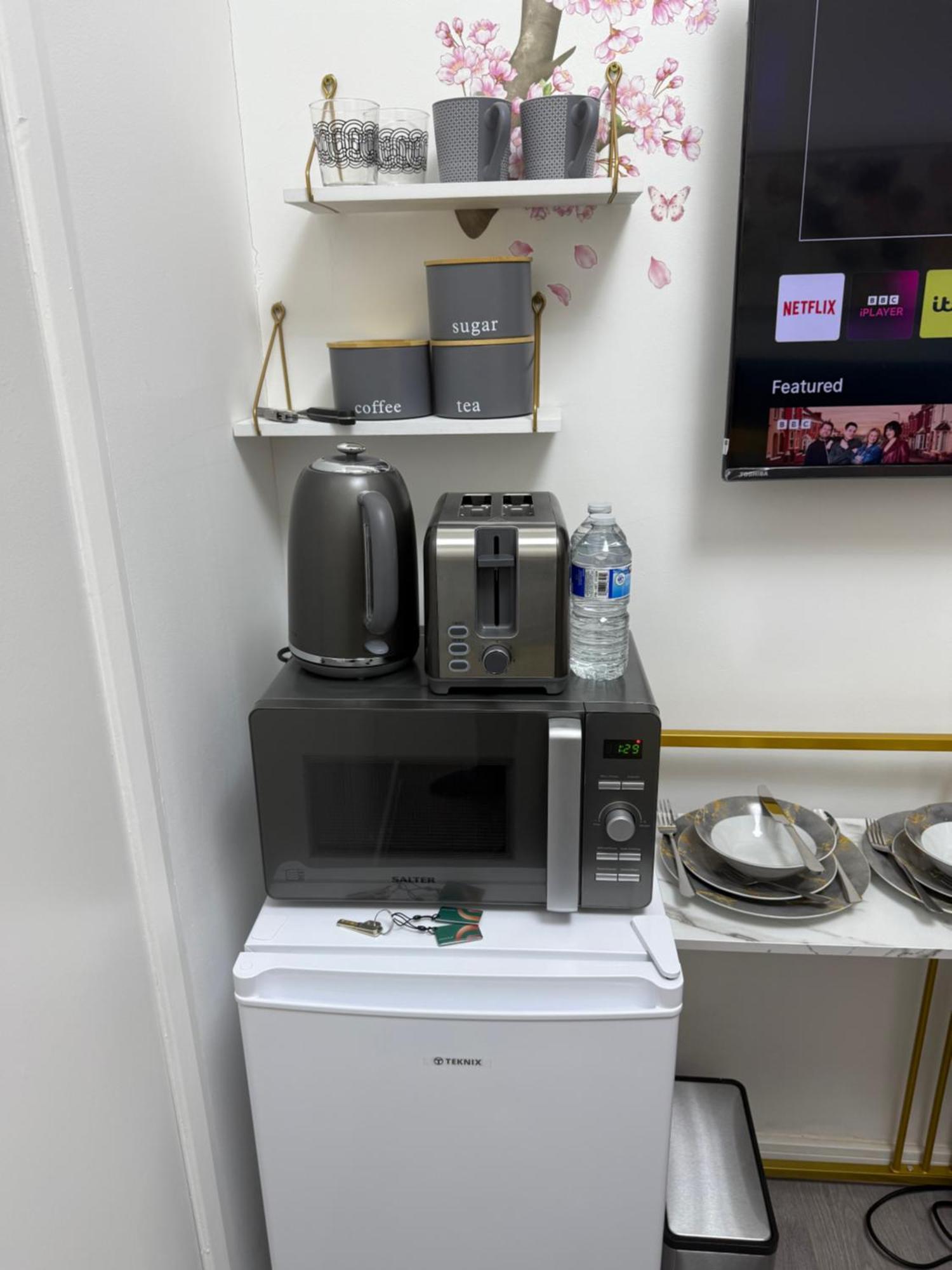 Homestay Luxury In Victoria, 7 Minutes Walk To Victoria Station, 5 *