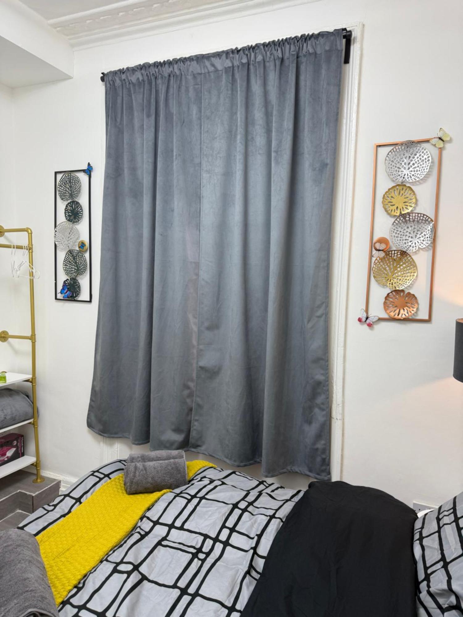 Luxury In Victoria, 7 Minutes Walk To Victoria Station, 5 Проживание в семье *