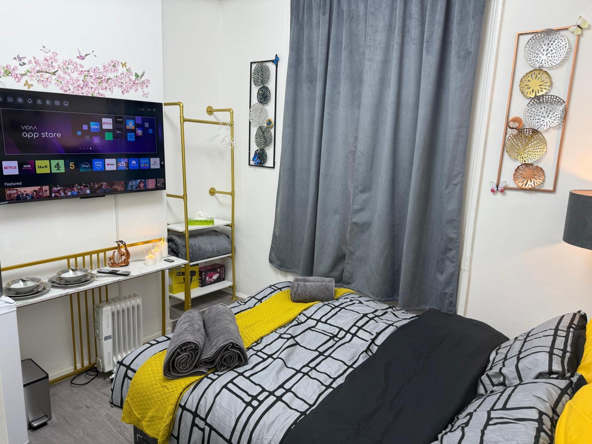 Luxury In Victoria, 7 Minutes Walk To Victoria Station, 5 * London