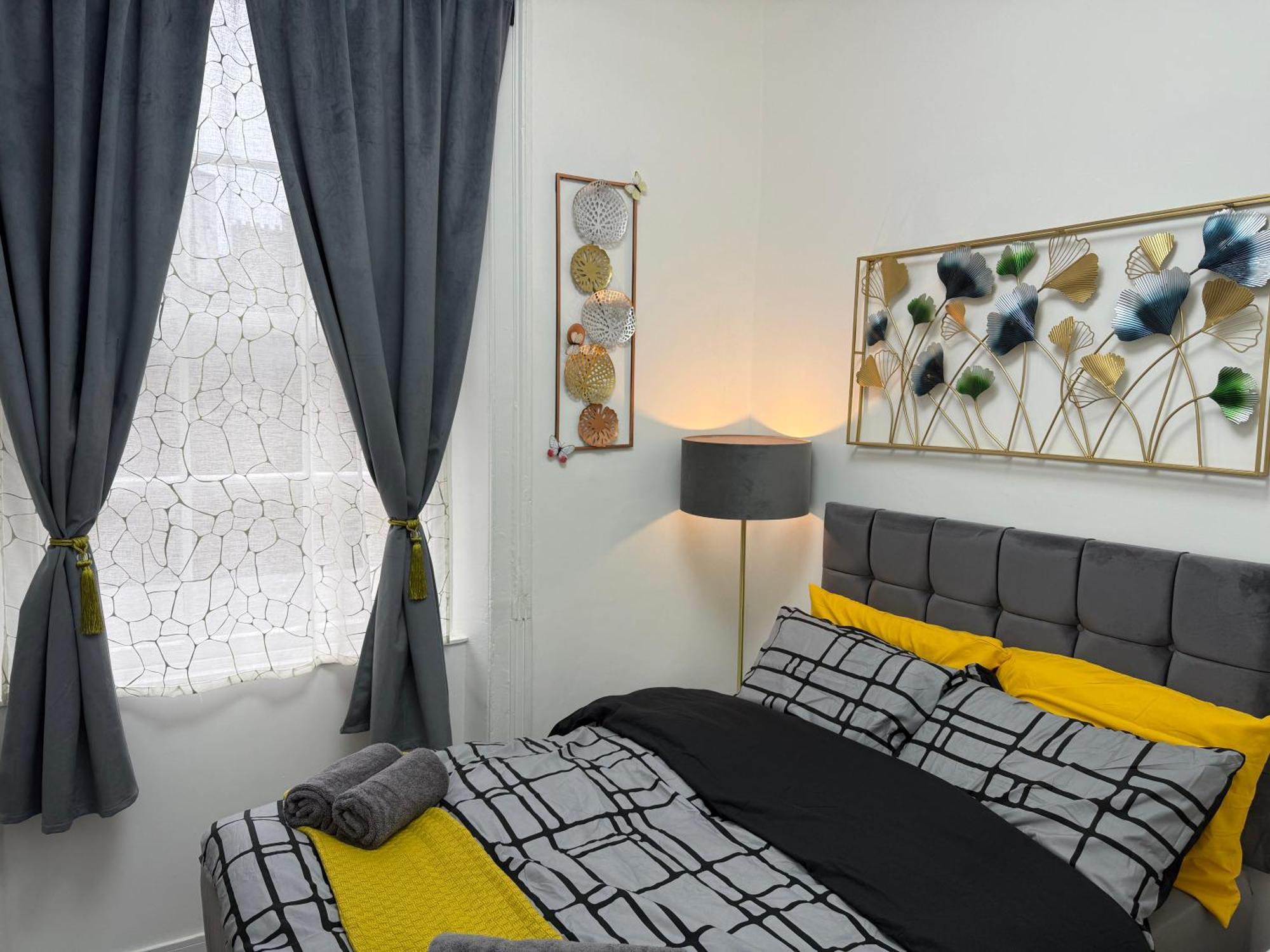 Luxury In Victoria, 7 Minutes Walk To Victoria Station, 5 London